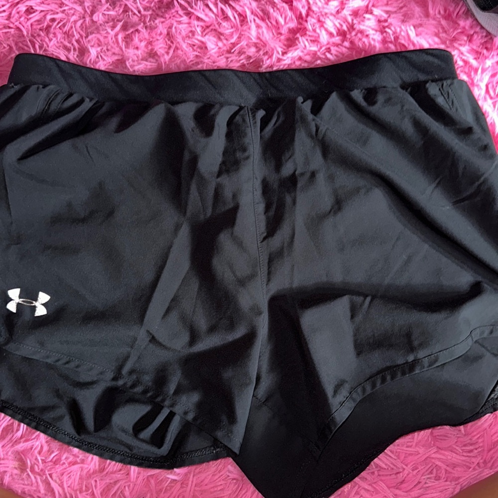 Under Armour black shorts